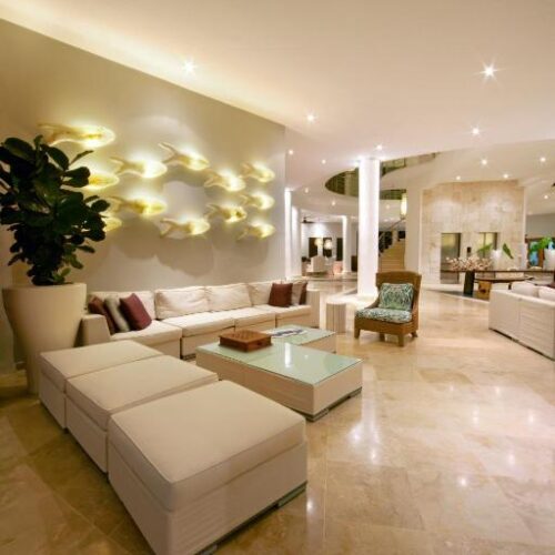 The-Bannister-Hotel_Lobby2