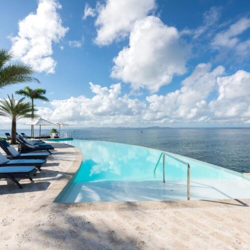 The-Bannister-Hotel_Piscina